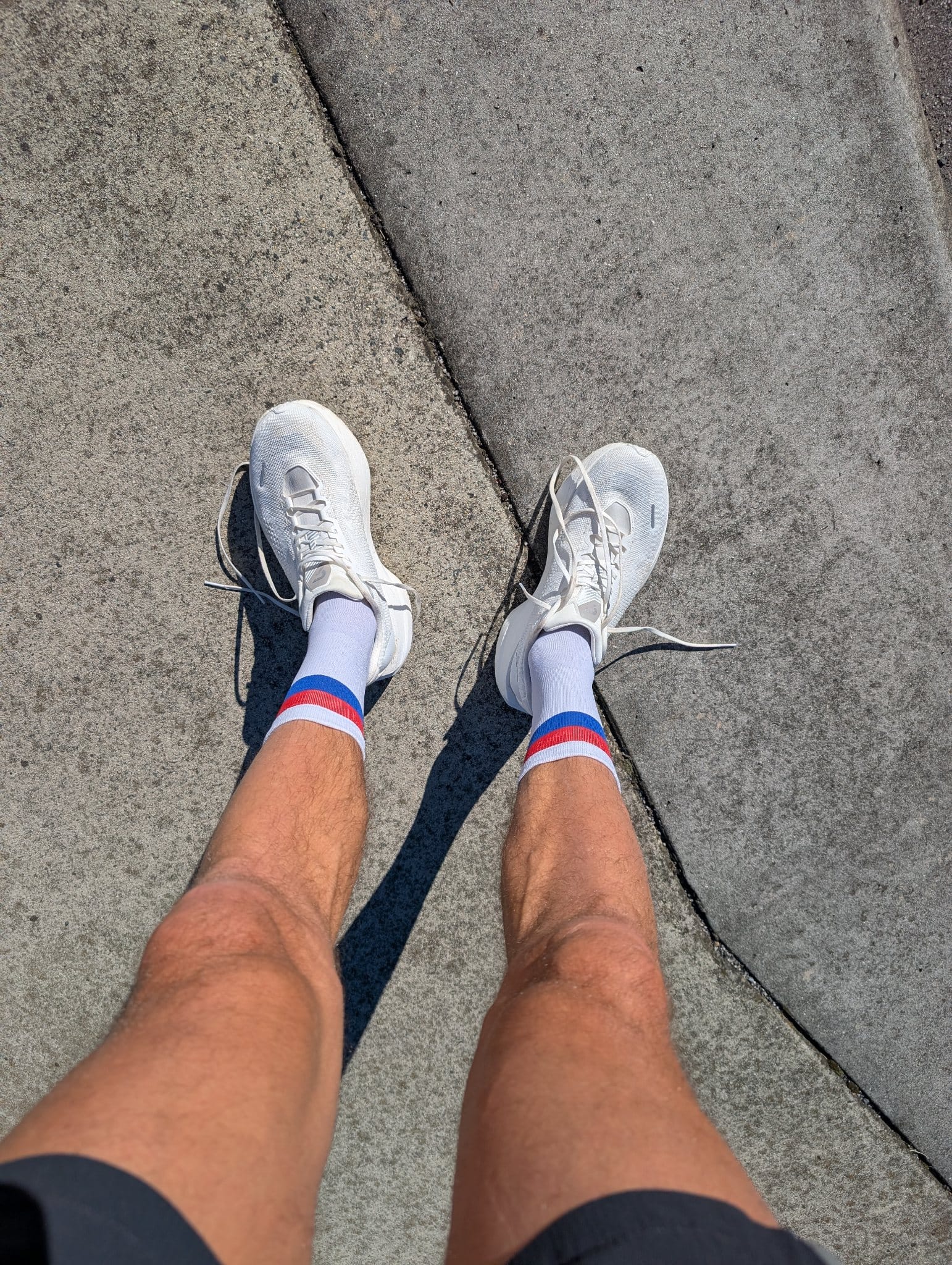 🇨🇿 socks, 🇨🇳 shoes